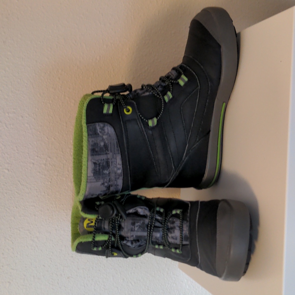 Kids Merrell Snow Boots